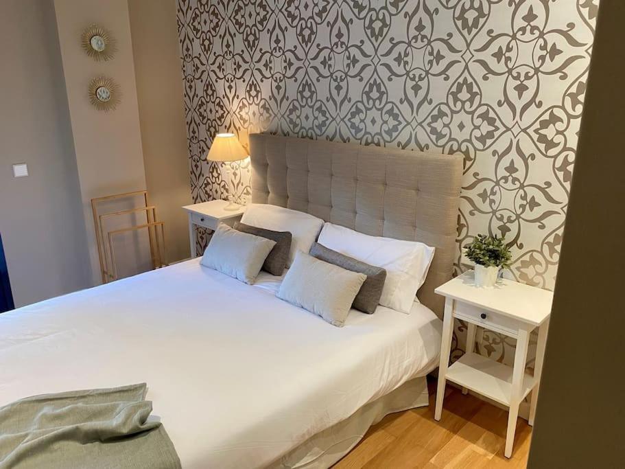 Nuevo Terraza: Spacious 2-bedroom With Parking Apartment