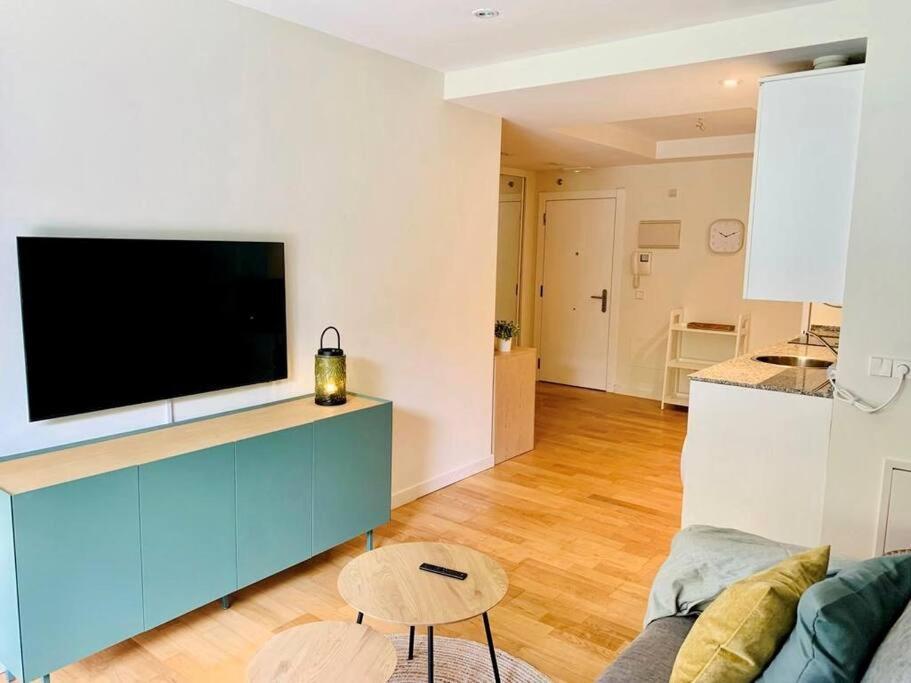 Apartment Nuevo Terraza: Spacious 2-bedroom With Parking *